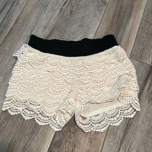 Cream crochet elastic waist shorts